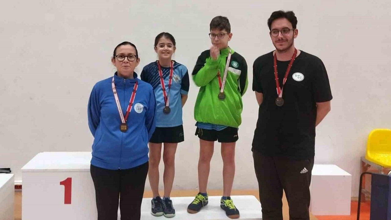 Büyükşehir sporcusundan üç kategoride üç büyük başarı