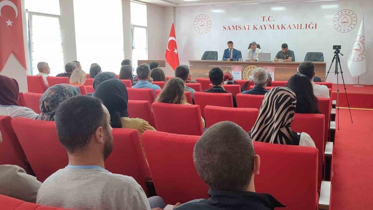 Samsat’ta Türkiye yüzyılı maarif modeli çalıştayı yapıldı.