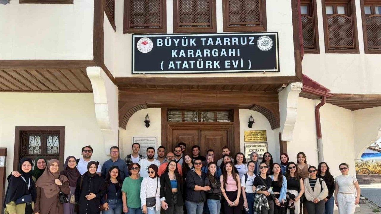 AFSÜ Eczacılık Öğrencileri Şuhut’ta tarih ve kültürle buluştu