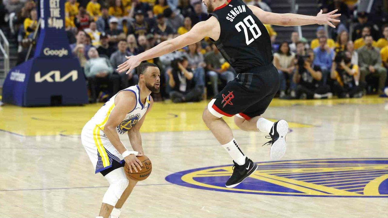 Alperen Şengün, Golden State karşısında double-double yaptı