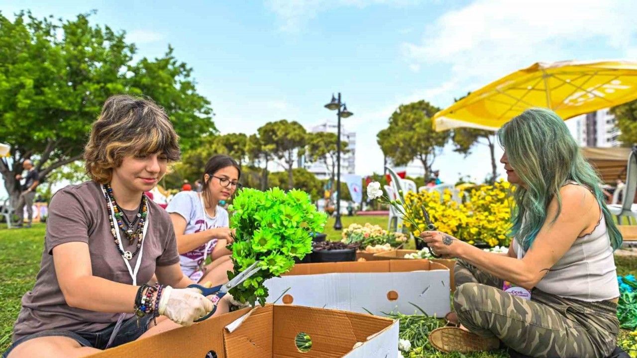 Antalya’da ‘Çiçek Desenleri Günleri’ başladı
