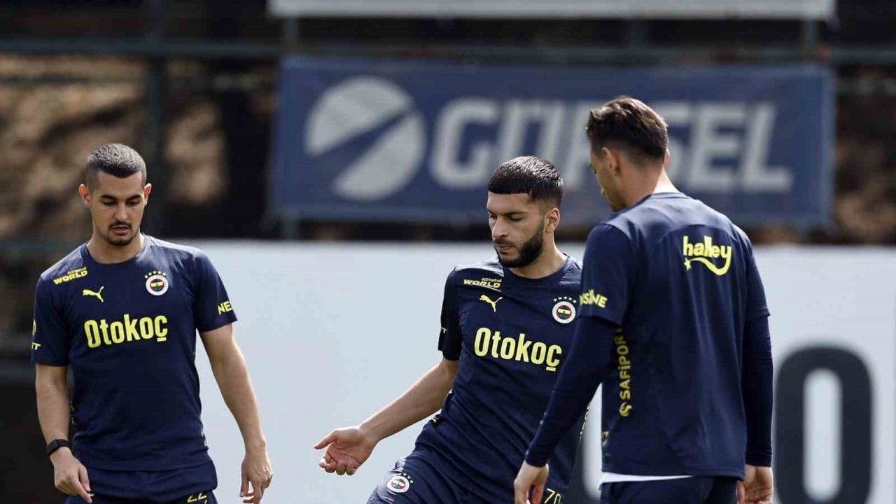 Fenerbahçe, Başakşehir maçı hazırlıklarını tamamladı