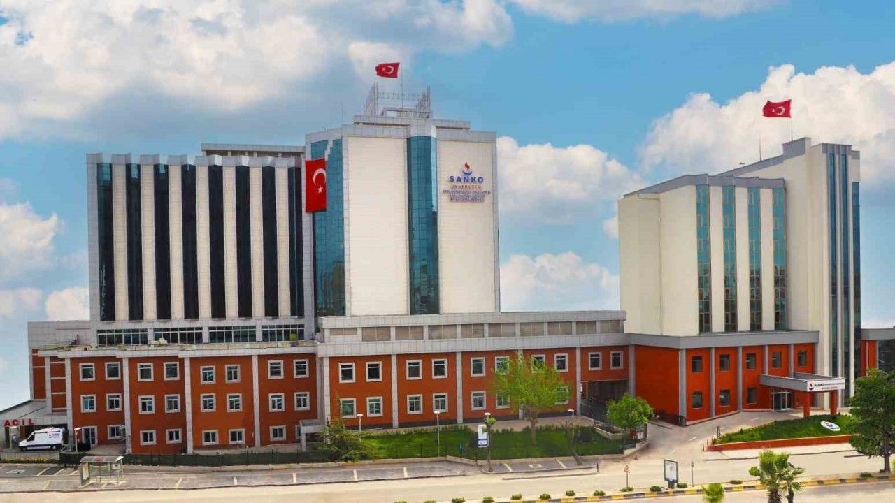 SANKO Üniversitesi Hastanesi’nde KOAH Hastalarına bronkoskopik hacim küçültücü coıl tedavisi uygulaması başladı