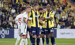 Trendyol Süper Lig: Fenerbahçe: 0 - Samsunspor: 0 (İlk yarı)