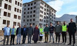 Milletvekili Ölmeztoprak, TOKİ konutlarını inceledi