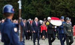 TBMM Başkanı Kurtulmuş ve devlet erkanından 23 Nisan’da Anıtkabir’e ziyaret