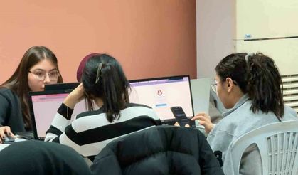 Teknoloji Meraklıları Sincan Belediyesi ev sahipliğinde bir araya geldi
