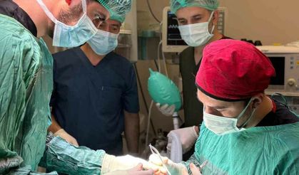 Karakoçan’da ilk defa şaşılık ve göz kapağı ameliyatı gerçekleştirildi
