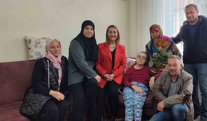 Başkan Tekin ilçedeki kadınlarla bir araya geldi