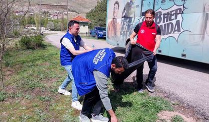 Bayburt’ta ‘Orman Benim’ kampanyasına destek amaçlı çevre temizliği yapıldı