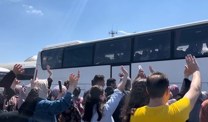 Bursa’da ilk hac kafilesi dualarla yola çıktı