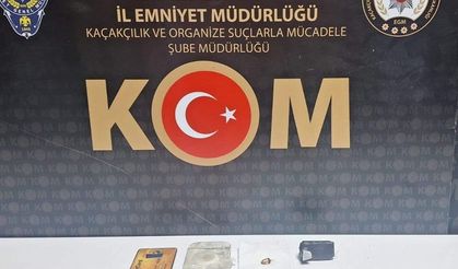 Ehliyet sınavında kopya düzeneği ile yakalandı: Görülmeyecek şekilde kulaklık yerleştirmiş