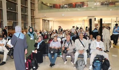Elazığ’da ikinci ve üçüncü hac kafilesi dualarla uğurlandı