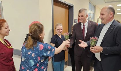 Hemşirelere sürpriz kutlama