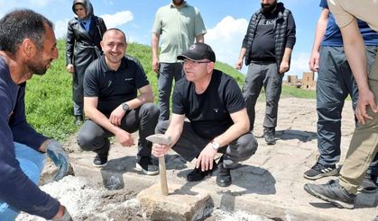 Kars Ani Ören Yeri’nde sur içi yollarının yapımı devam ediyor