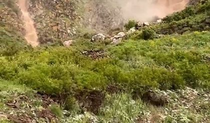 Kars’ta sağanak sele neden oldu, Akyaka Kanyonu’nda şelaleler oluştu