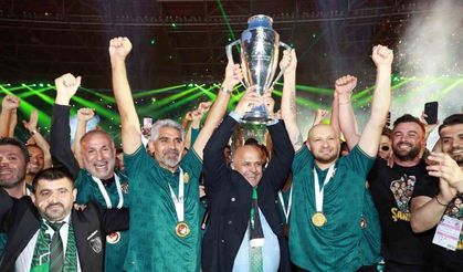 Kocaelispor, 38 maçın 21’ini kazanarak şampiyon oldu