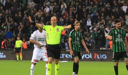 Kocaelispor en çok kartı Sakaryaspor maçında gördü