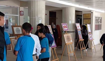 Kozluk Kız Anadolu İmam Hatip Lisesinde sanat ve farkındalık sergisi
