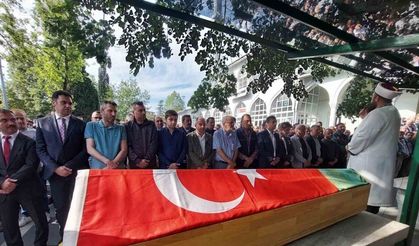 Lenf kanserine yenik düşen okul müdürüne son görev