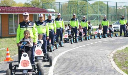 Muş’ta öğrencilere uygulamalı trafik eğitimi
