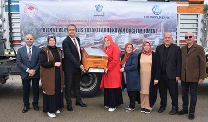 Ordu’da 48 üreticiye 2 bin 400 adet arılı kovan desteği verildi