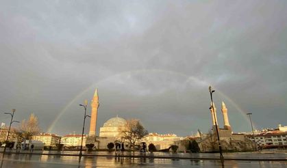 Sivas’ta sağanak sonrası gökkuşağı şöleni