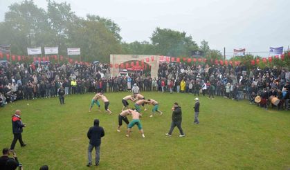 Yusuflu’da yağmur altında Hıdırellez ve karakucak coşkusu