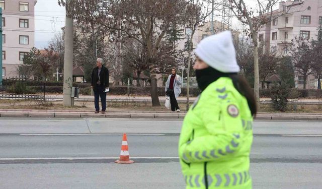 Ceza yiyen sürücü değil yayalar oldu, bahaneleri ise pes dedirtti