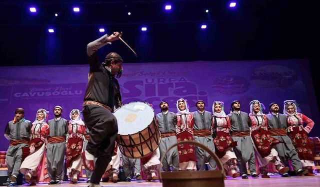 Denizli Büyükşehir tarafından düzenlenen Urfa Sıra Gecesi unutulmaz anlara sahne oldu