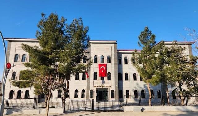 Eruh Kaymakamlığı’ndan hazine arazileriyle ilgili duyuru