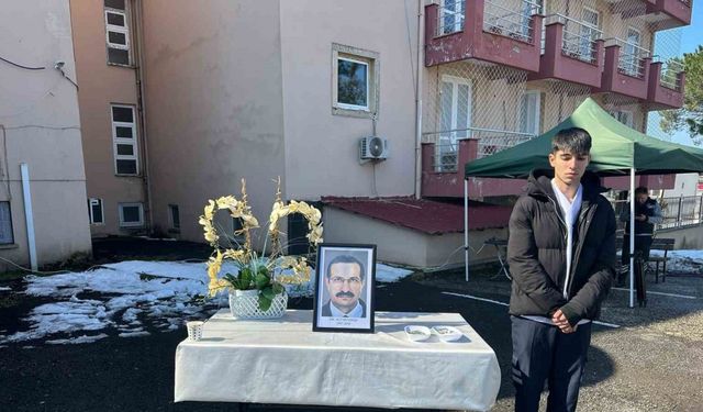 Hastasının öldürdüğü doktor 17. yılında da unutulmadı
