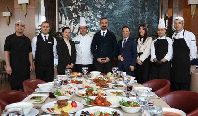 Hilton zengin iftar sofrası ile Ramazan’a hazır