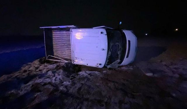 Konya’da kamyonet takla attı: 3 yaralı