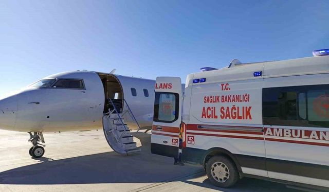 Van’da 10 yaşındaki hasta için ambulans uçak havalandı