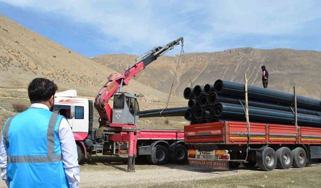 Adilcevaz’da sulama suyu sorunu çözülüyor