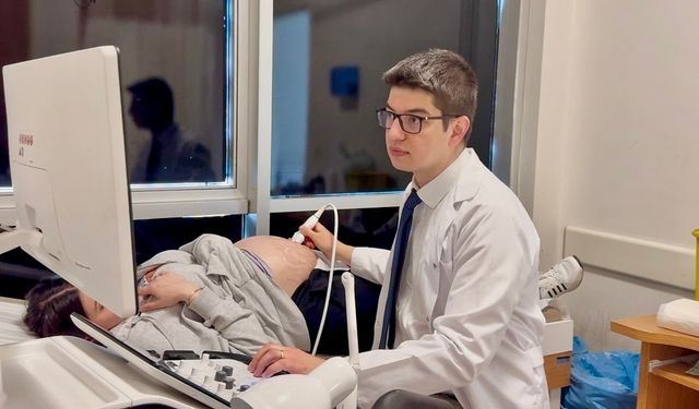 Ağrı’da "Gebe Okulu" anne adaylarına rehber olurken normal doğuma teşvik ediyor