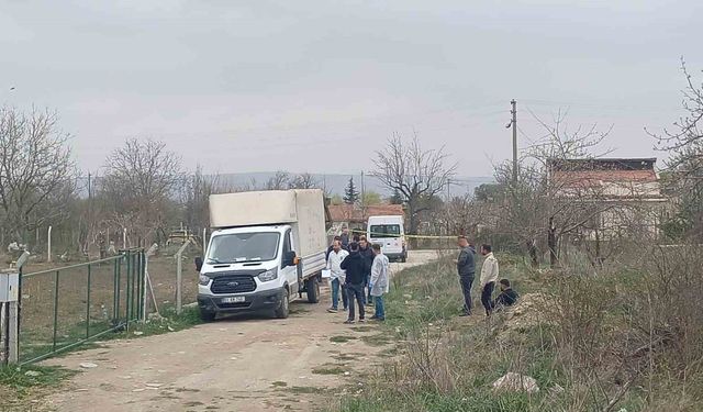 Arkadaşları tarafından park halindeki aracında ölü bulundu