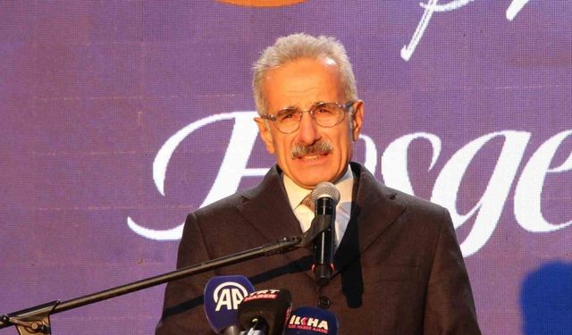 Bakan Uraloğlu: "İstanbul’da yaptıkları yolsuzlukların hesabını vermek yerine, ‘demokrasi elden gidiyor’ diyorlar"