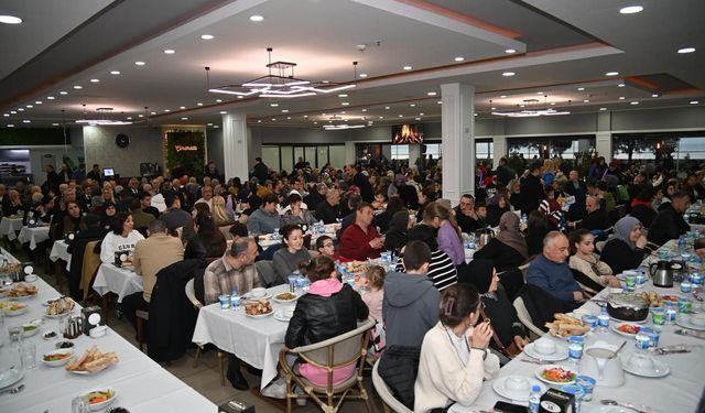 Başkan Genç, şehit aileleri ve gazi dernekleri ile iftarda buluştu