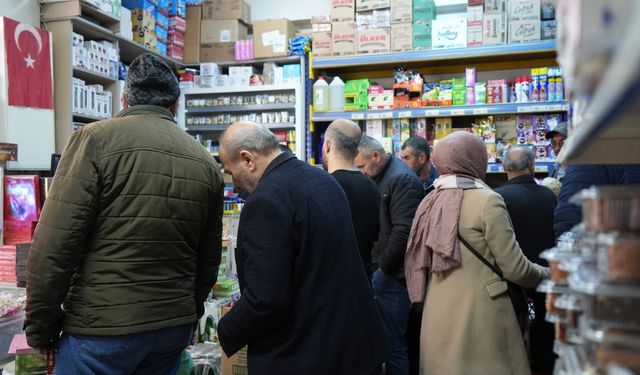 Bayburt’ta bayram alışveriş telaşı yoğunluğuna neden oldu