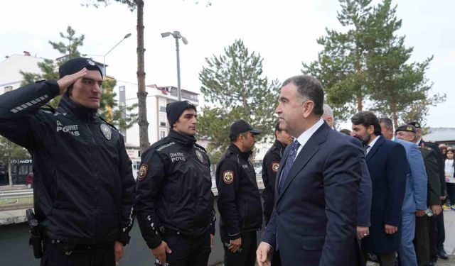 Bayburt’ta geleneksel bayramlaşma programı