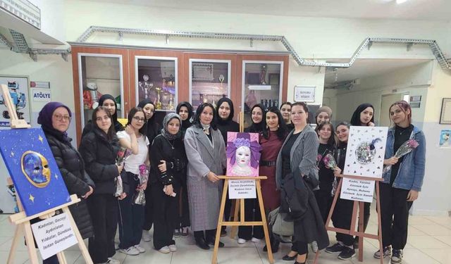 Beyşehir’de kadın maskeleriyle farkındalık sergisi