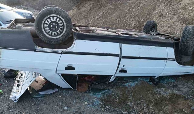 Bingöl’de çiriş otu toplamaya giden şahısları taşıyan aracın freni patladı: 4 yaralı