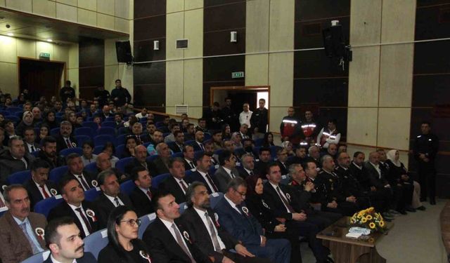 Bitlis’te Çanakkale Şehitleri’ni Anma ve Deniz Zaferi’nin Yıldönümü