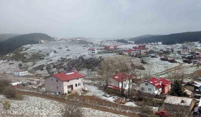 Bolu’nun yüksekleri beyaz örtüyle kaplandı