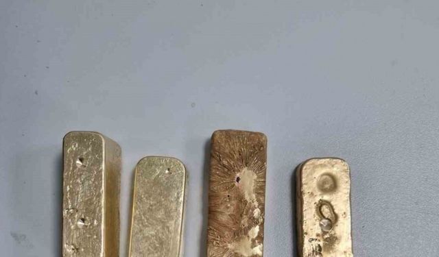 Bulgaristan sınırında otobüste 250 bin euro değerinde külçe altın ele geçirildi