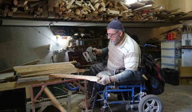 Çalışma azmi engel tanımıyor