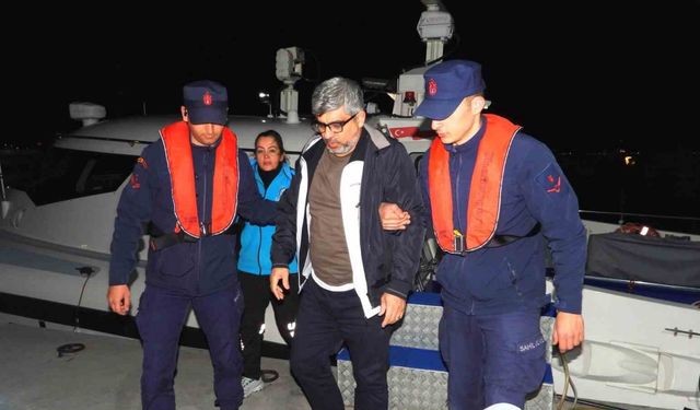 Çanakkale Boğazı’nda ticari gemi kaptanının kalp krizi şüphesiyle tıbbi tahliyesi gerçekleştirildi