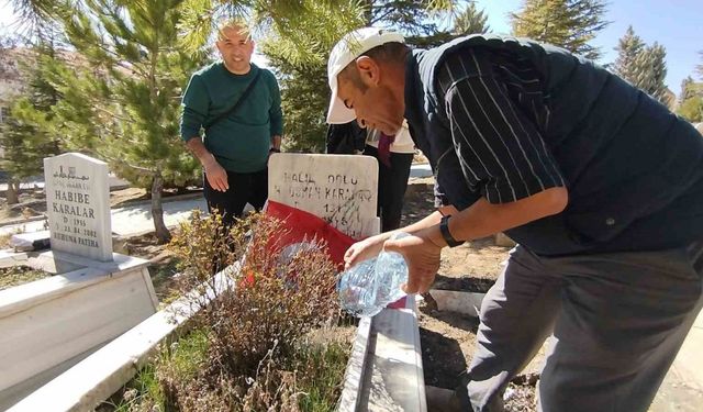 Çanakkale Gazisi Mezarı Başında Anıldı